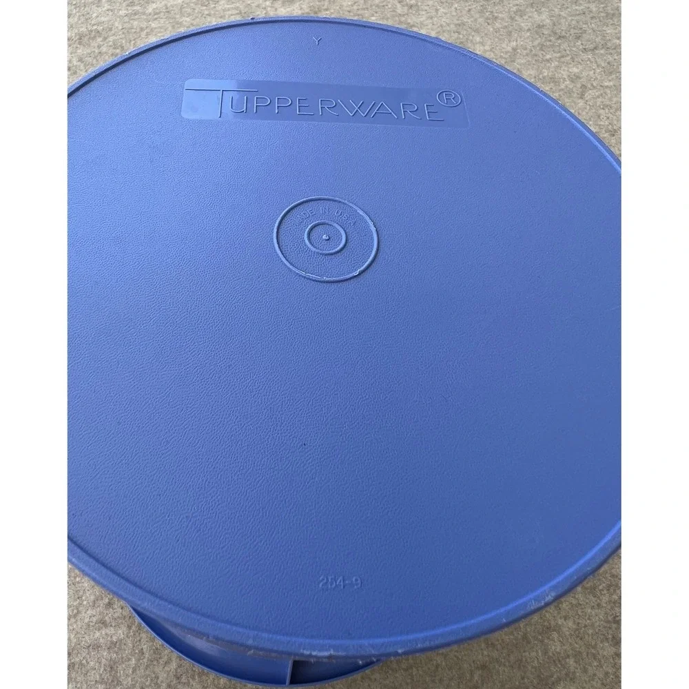 Tupperware Jumbo Canister 20 Cup 5 Qt Round 254-9 Flip Top Pour Spout